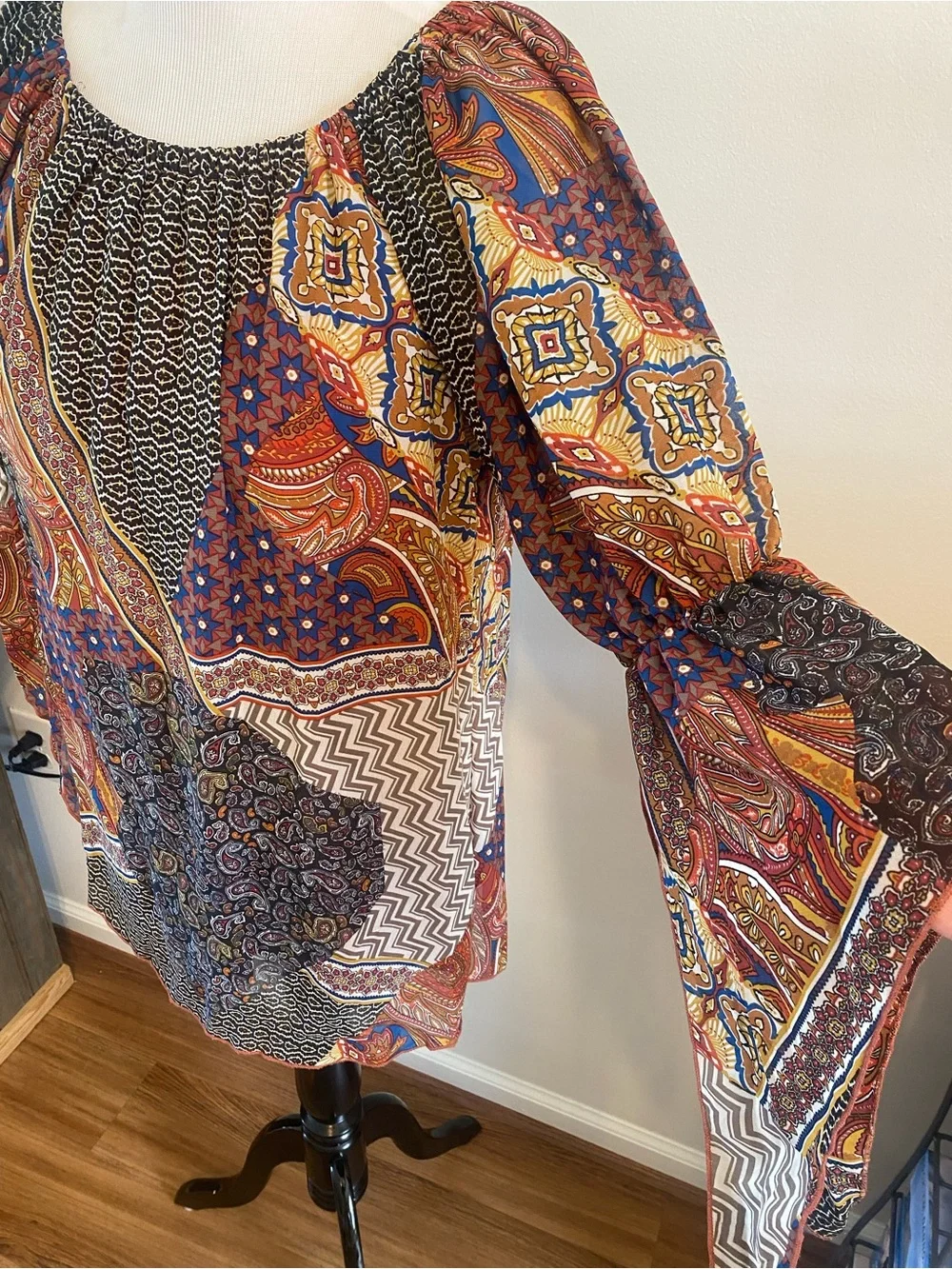 New Directions Multicolor Paisley Mixed Print Flutter Sleeve Blouse